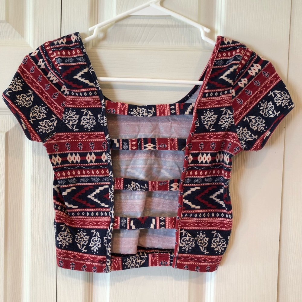 Aztec crop top - Picture 5 of 5
